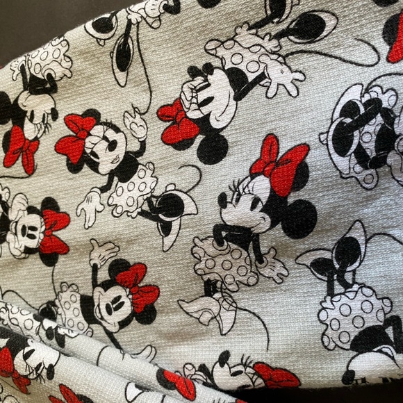 3/$20 Minnie Mouse hand/dish towels - Picture 2 of 8